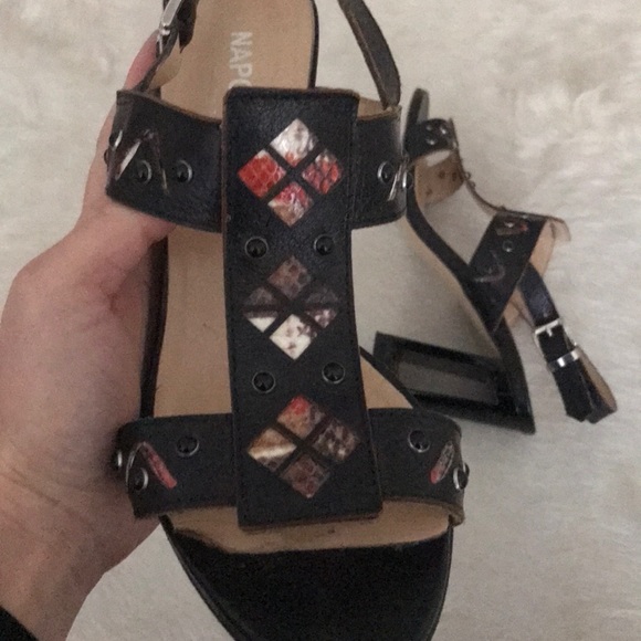 Made in Italy Black leather sandals with details - Picture 2 of 2